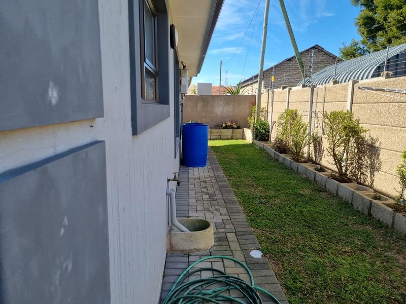 3 Bedroom Property for Sale in Dana Bay Western Cape